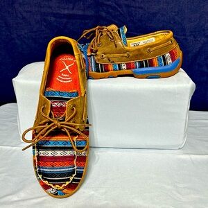 Twisted X casual shoes. Size 8. Nearly new. Worn once or twice. Great condition.